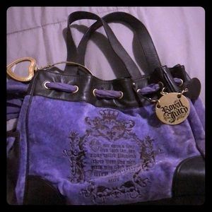 Purple Juicy Couture Purse!!